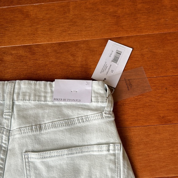 NWT REVOLVE WeWoreWhat Bleached Wash Biker Button-Fly Shorts - Picture 7 of 9